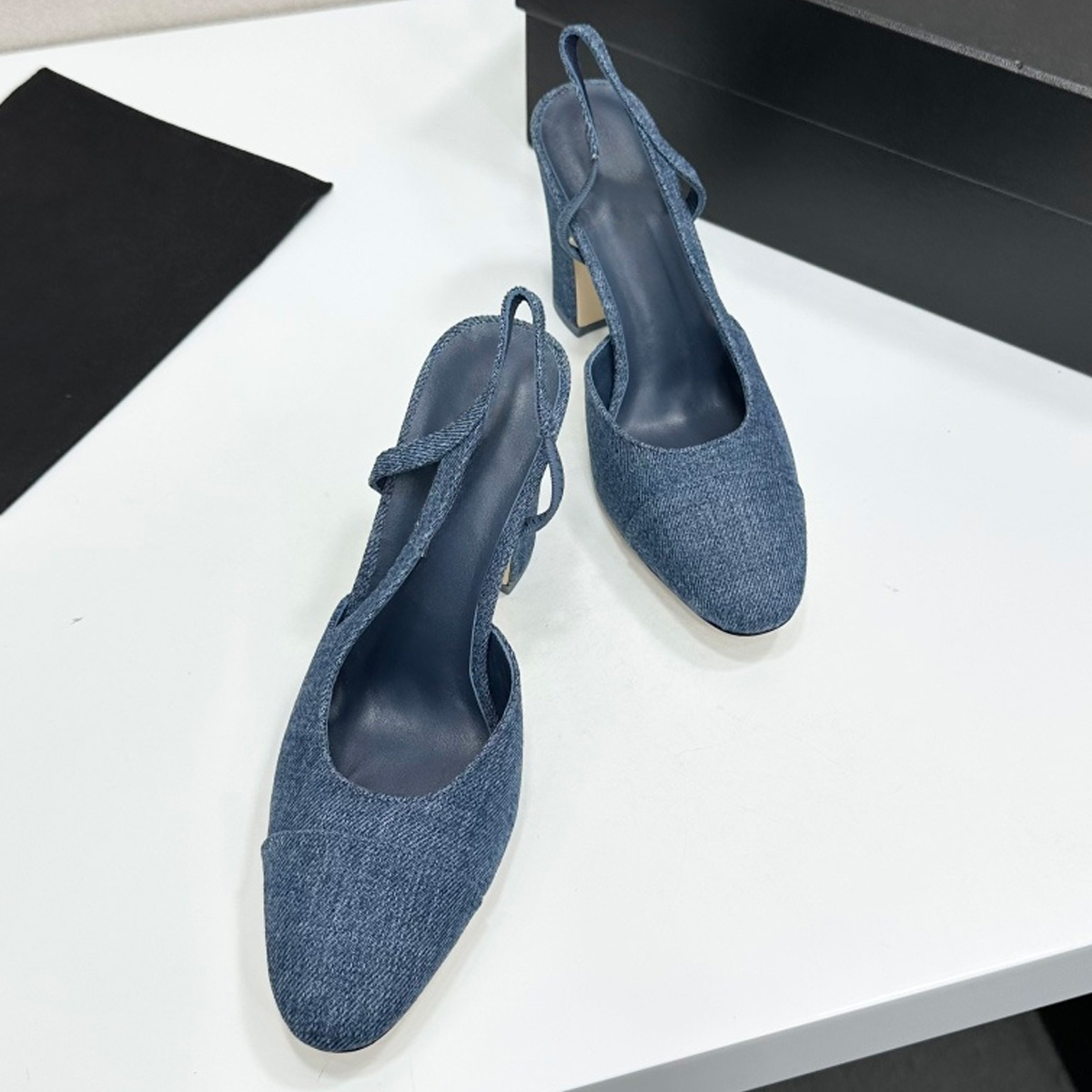 2026 Women's Two-Tone Slingbac - Casual Sandal Leather review and price